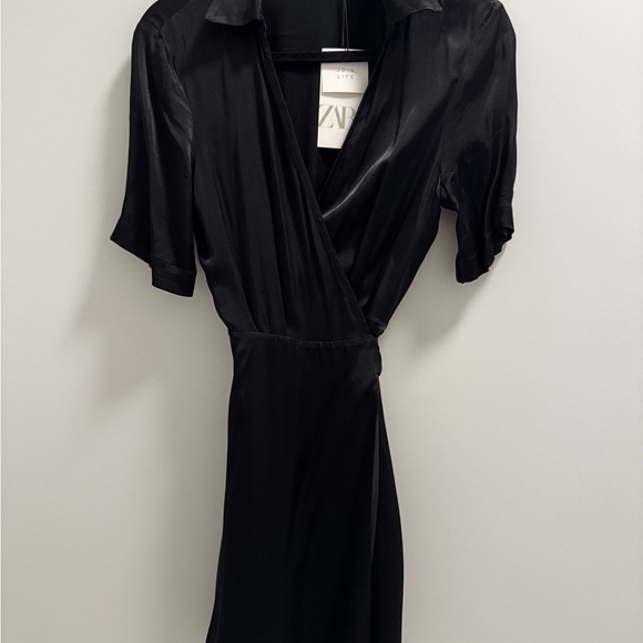 Zara Dresses & Skirts - Zara Black Sheath Midi Dress with Notched Collar